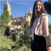 Profesora particular de multiples asignaturas tanto en primaria como en secundaria. Amplia experiencia y disponibilidad